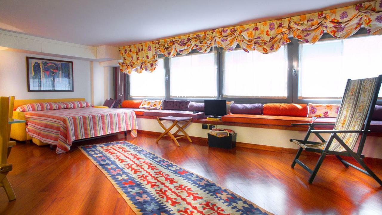 Elegante Monolocale Genova Apartment Luaran gambar