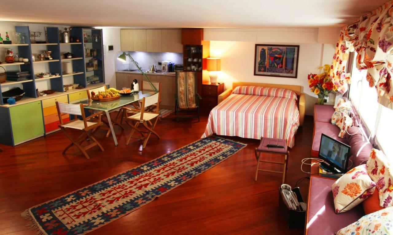 Elegante Monolocale Genova Apartment Luaran gambar